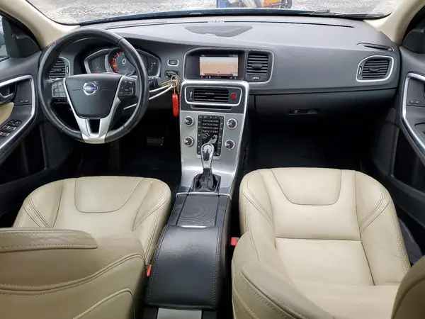 LYV402TM9JB174083 2018 VOLVO S60 - Image 8