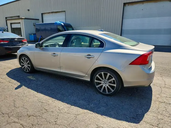 LYV612TK1GB101206 2016 VOLVO S60 - Image 2