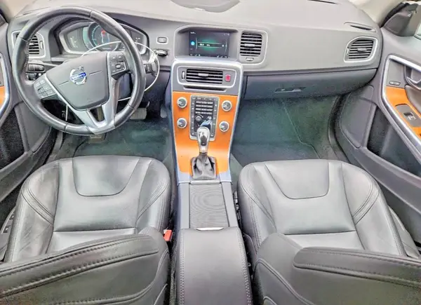 LYV612TM1GB107718 2016 VOLVO S60 - Image 8