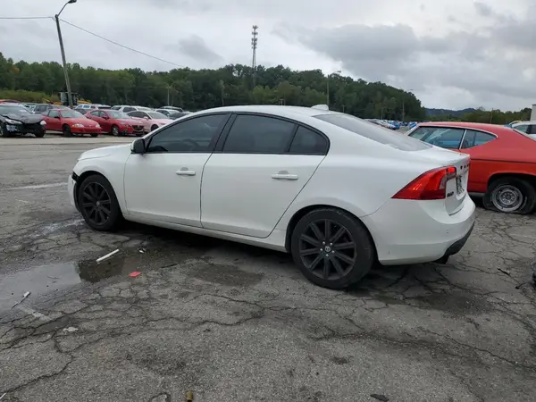 LYV612TM5GB096254 2016 VOLVO S60 - Image 2