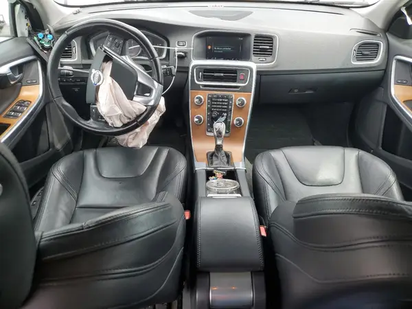 LYV612TMXGB097402 2016 VOLVO S60 - Image 8