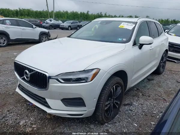 LYVA22RK0JB078166 2018 VOLVO XC60 - Image 2