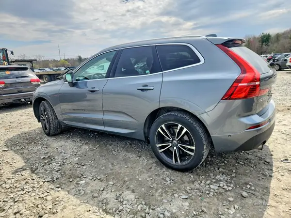 LYVA22RK0KB263996 2019 VOLVO XC60 - Image 2
