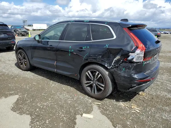 LYVA22RK2JB078752 2018 VOLVO XC60 - Image 2