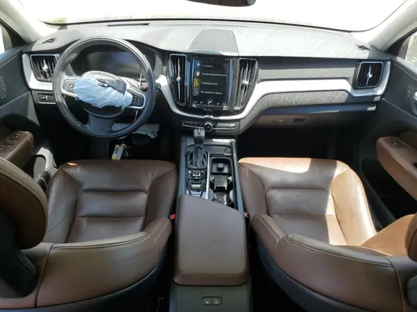 LYVA22RK2JB113449 2018 VOLVO XC60 - Image 8