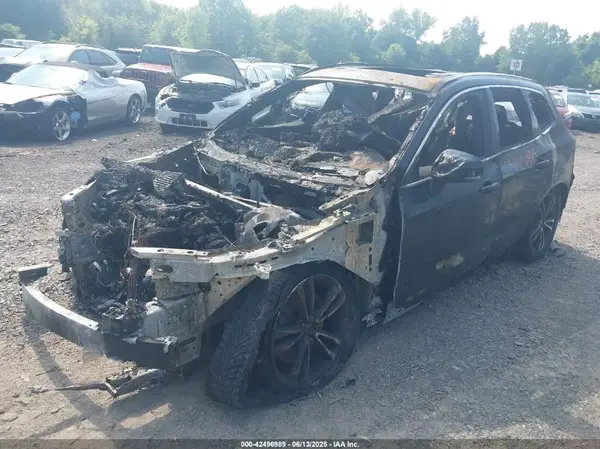 LYVA22RK2JB113919 2018 VOLVO XC60 - Image 2