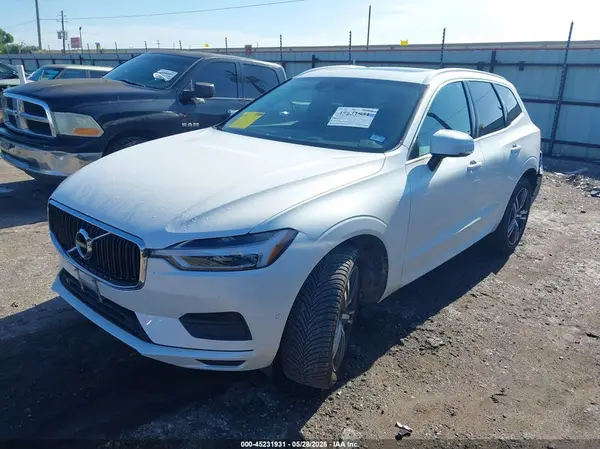 LYVA22RK2KB227405 2019 VOLVO XC60 - Image 2