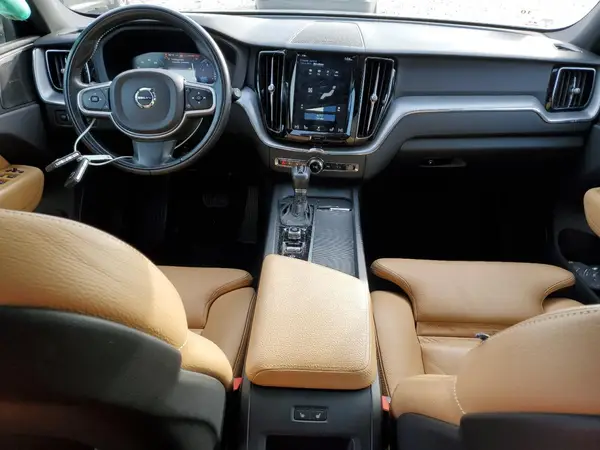 LYVA22RK2KB238887 2019 VOLVO XC60 - Image 8