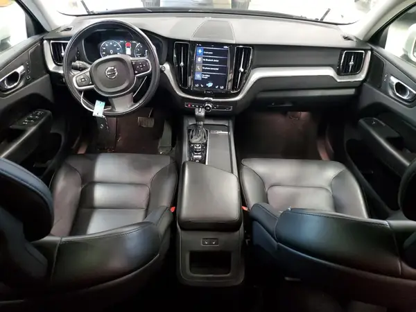 LYVA22RK4KB188445 2019 VOLVO XC60 - Image 8