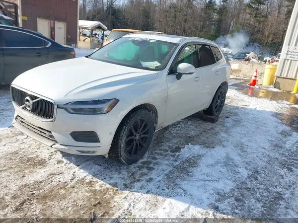 LYVA22RK6JB069102 2018 VOLVO XC60 - Image 2