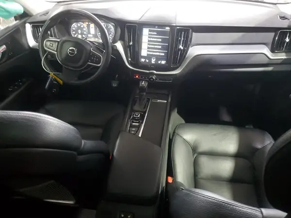 LYVA22RK6JB113602 2018 VOLVO XC60 - Image 8