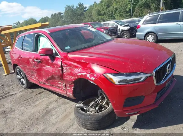 LYVA22RK7JB116864 2018 VOLVO XC60 - Image 1