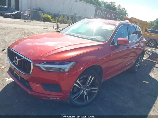 LYVA22RK7JB116864 2018 VOLVO XC60 - Image 2