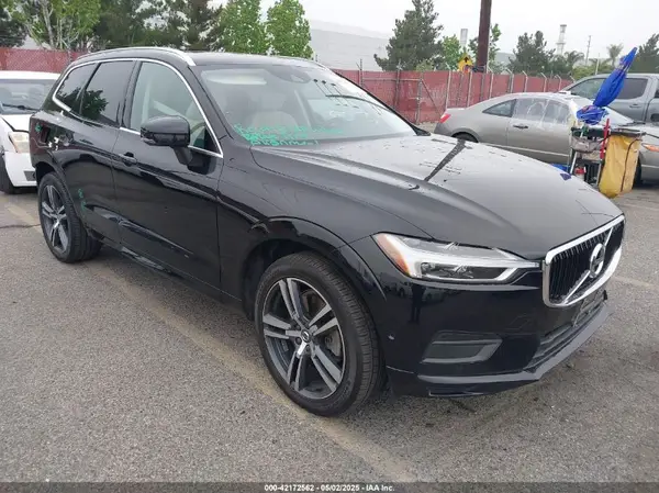 LYVA22RK8KB229949 2019 VOLVO XC60 - Image 1