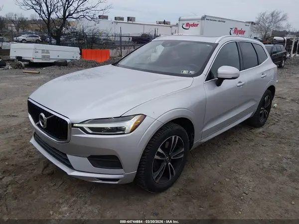 LYVA22RKXJB105180 2018 VOLVO XC60 - Image 2