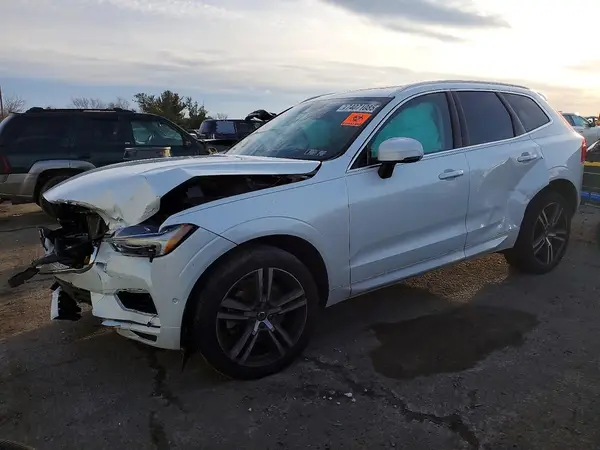 LYVA22RKXKB214157 2019 VOLVO XC60 - Image 1