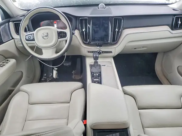 LYVA22RL0JB078158 2018 VOLVO XC60 - Image 8