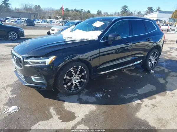 LYVA22RL0JB122756 2018 VOLVO XC60 - Image 2