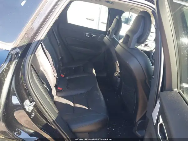 LYVA22RL0JB122756 2018 VOLVO XC60 - Image 8