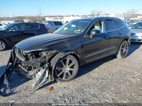 LYVA22RL0KB211101 2019 VOLVO XC60 - Image 2