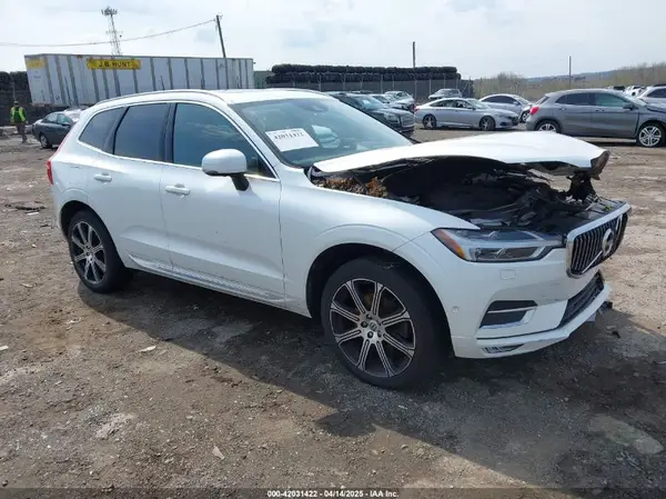 LYVA22RL0KB243112 2019 VOLVO XC60 - Image 1