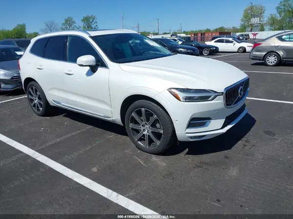LYVA22RL1KB228666 2019 VOLVO XC60 - Image 1