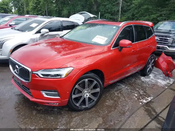 LYVA22RL2JB086701 2018 VOLVO XC60 - Image 2