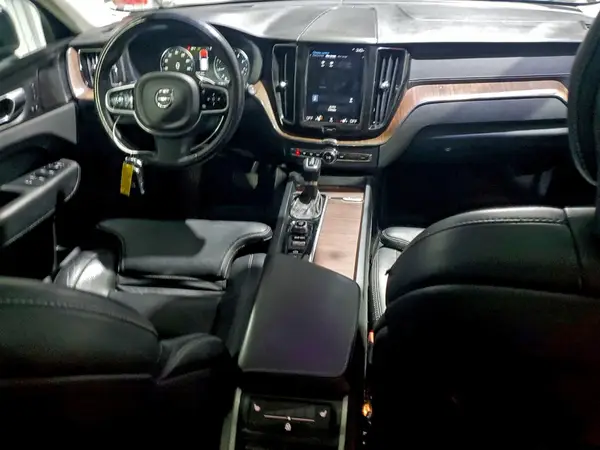 LYVA22RL2KB220589 2019 VOLVO XC60 - Image 8