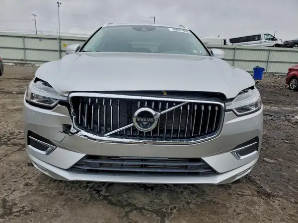 2019 VOLVO XC60 COPART lot 98801985 auction photo 5
