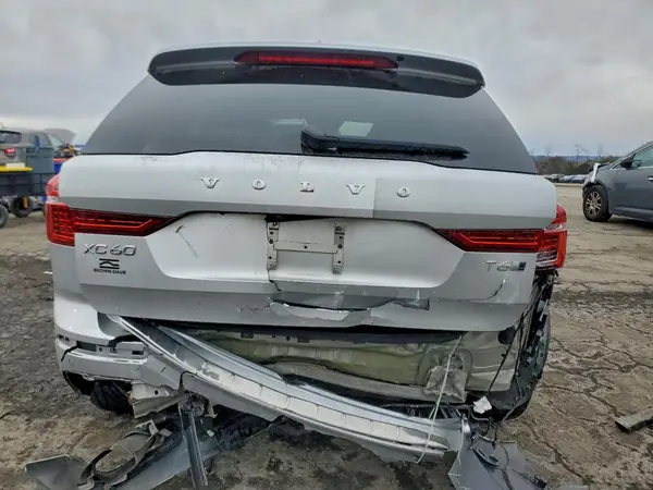 2019 VOLVO XC60 COPART lot 98801985 auction photo 6
