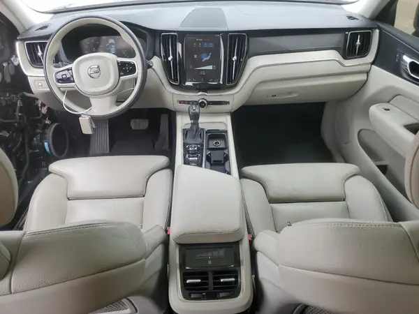 LYVA22RL3JB086741 2018 VOLVO XC60 - Image 8