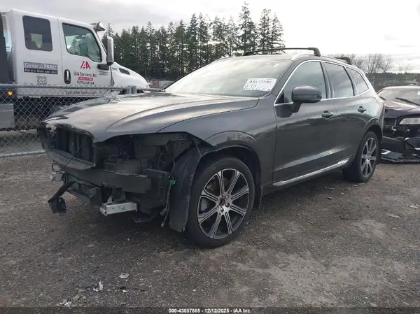 LYVA22RL3KB283765 2019 VOLVO XC60 - Image 2