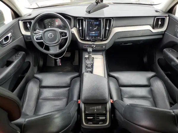 LYVA22RL4JB077773 2018 VOLVO XC60 - Image 8