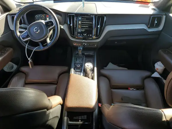 LYVA22RL4JB078244 2018 VOLVO XC60 - Image 8
