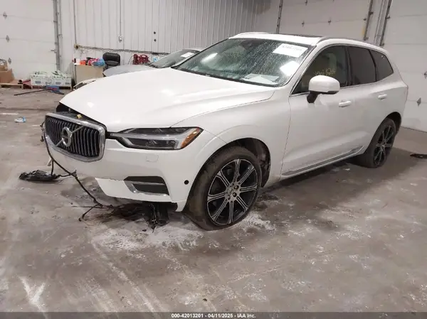 LYVA22RL4KB335663 2019 VOLVO XC60 - Image 2