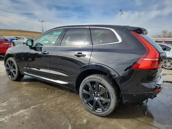 LYVA22RL6JB073675 2018 VOLVO XC60 - Image 2