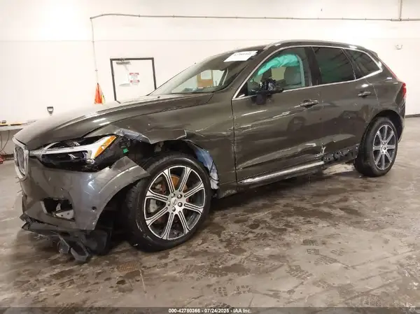 LYVA22RL6JB082442 2018 VOLVO XC60 - Image 2