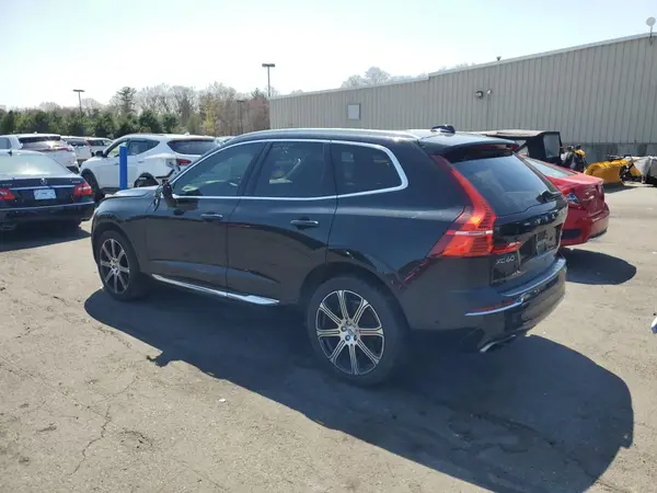 LYVA22RL6JB114239 2018 VOLVO XC60 - Image 2