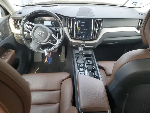 LYVA22RL6KB228677 2019 VOLVO XC60 - Image 8