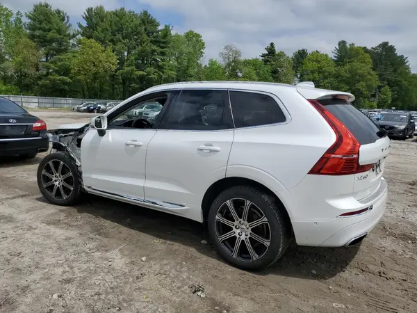 LYVA22RL7JB069120 2018 VOLVO XC60 - Image 2