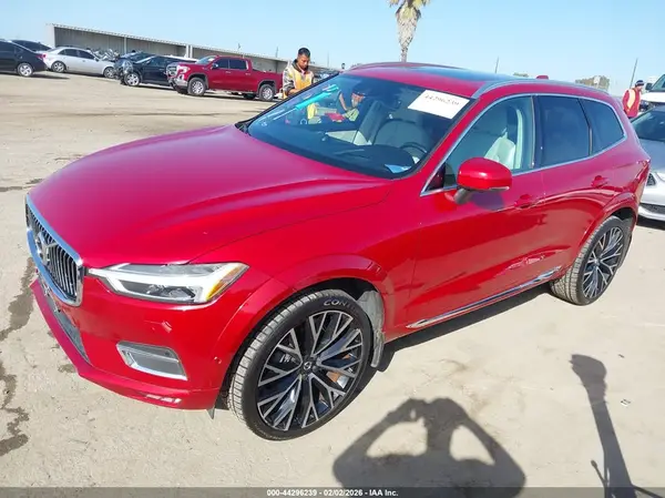 LYVA22RL8KB178381 2019 VOLVO XC60 - Image 2