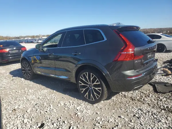 LYVA22RL8KB178610 2019 VOLVO XC60 - Image 2
