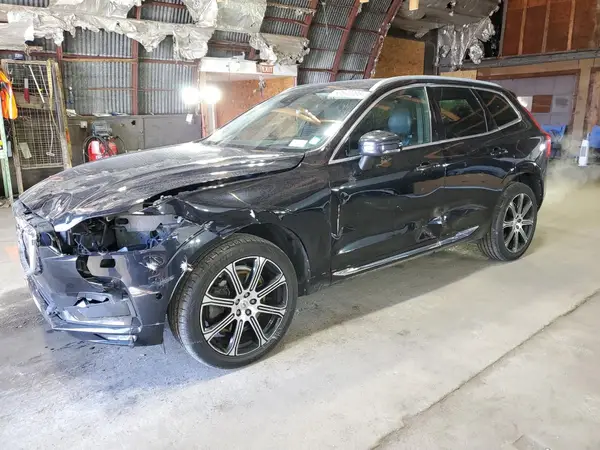 LYVA22RL9JB118138 2018 VOLVO XC60 - Image 1