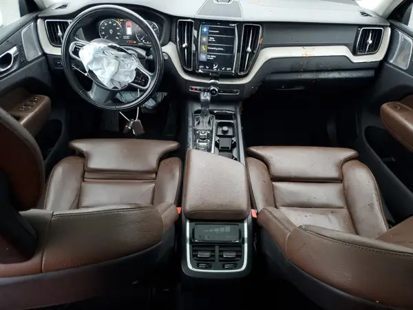 LYVA22RLXJB105804 2018 VOLVO XC60 - Image 8