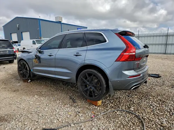LYVA22RM6JB100916 2018 VOLVO XC60 - Image 2