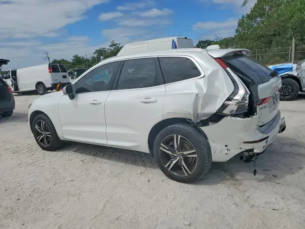 LYVA22RM9JB110601 2018 VOLVO XC60 - Image 2