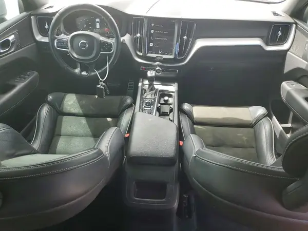 LYVA22RM9JB110601 2018 VOLVO XC60 - Image 8
