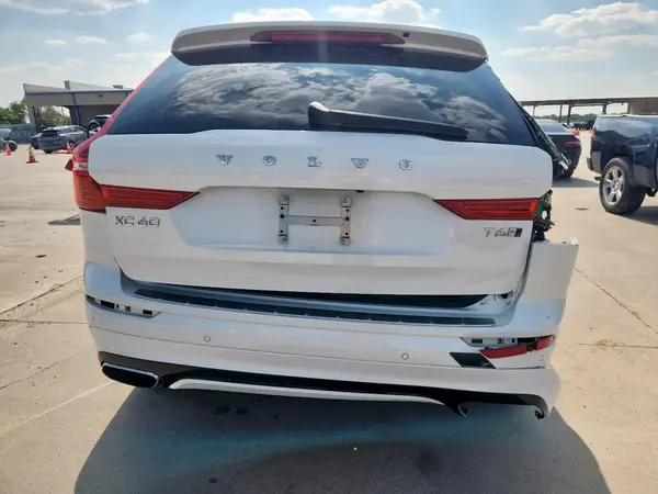 2018 VOLVO XC60 COPART lot 83844395 auction photo 6