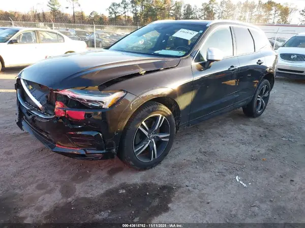LYVA22RMXJB110493 2018 VOLVO XC60 - Image 2