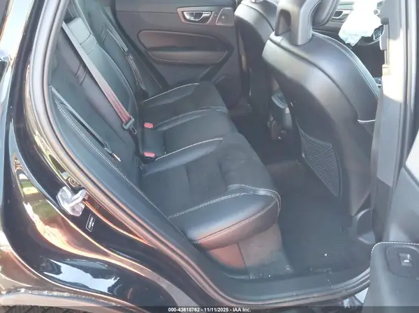 LYVA22RMXJB110493 2018 VOLVO XC60 - Image 8